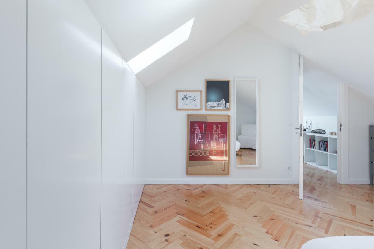 Trendy Bright Flat With Balcony By Host Wise Apartment Porto